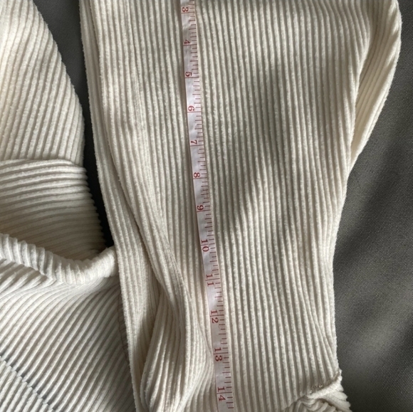 Alo Yoga Muse Ribbed Knit Hoodie Ivory Cream Off White Small - Picture 9 of 10